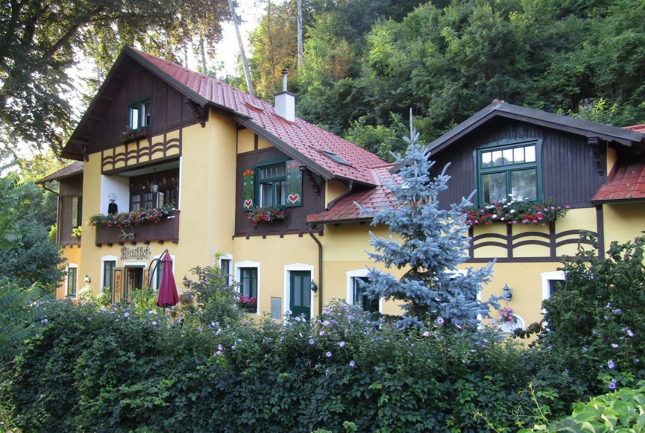 Villa Kreuthhof Appartements クロスターノイブルク エクステリア 写真