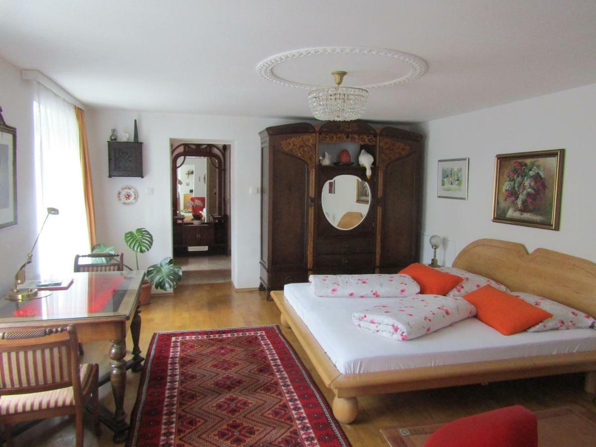 Villa Kreuthhof Appartements クロスターノイブルク エクステリア 写真